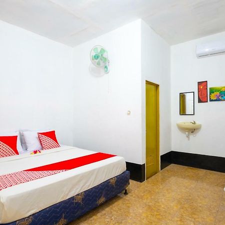 Oyo 1373 Chili Gili Otel Gili Trawangan Dış mekan fotoğraf