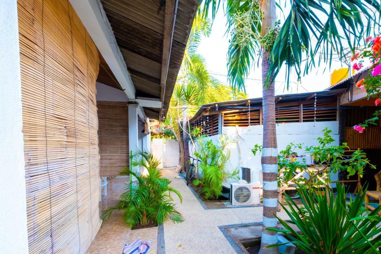 Oyo 1373 Chili Gili Otel Gili Trawangan Dış mekan fotoğraf